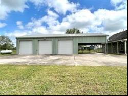 4212 County Road 182, Alvin TX 77511