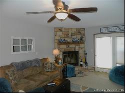 31331 Northshore Drive Unit B-205, Rocky Mount MO 65072