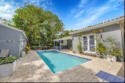 704 Madeira Ave, Coral Gables FL 33134