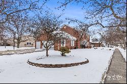 330 Fox Trail, Bourbonnais IL 60914