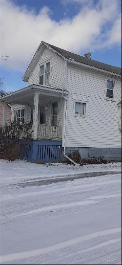 814 Mackinaw Street, Saginaw MI 48602