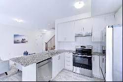 10 Knotsberry Circle Unit 2, Brampton ON L6Y6G1