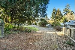 11401 SE May Creek Park Drive, Newcastle WA 98056