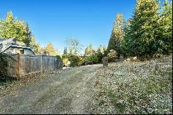 11401 SE May Creek Park Drive, Newcastle WA 98056