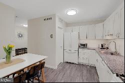 4100 Cathedral Avenue NW Unit 818, Washington DC 20016