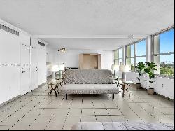 2899 Collins Ave Unit 1604, Miami Beach FL 33140