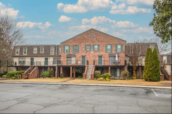 3091 Colonial Way Unit D4, Atlanta GA 30341