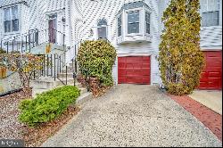 6804 Signature Circle, Alexandria VA 22310