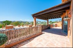 Corner penthouse with panoramic views in Benatalaya, Benahavis, Estepona 29680