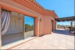 Corner penthouse with panoramic views in Benatalaya, Benahavis, Estepona 29680