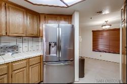 230 W Laurel Street Unit 602, San Diego CA 92101