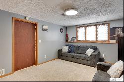 1815 Sherwood Cove, Fremont NE 68025