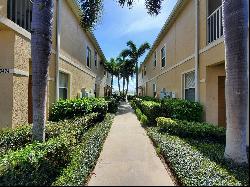 3468 Parkridge Circle #33-201, Sarasota FL 34243