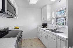 3075 Ala Poha Place Unit 805, Honolulu HI 96818