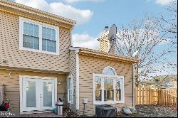 1 Kettlebrook Drive, Mount Laurel NJ 08054