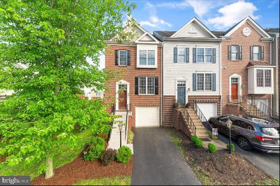 9842 Cheshire Ridge Circle, Manassas VA 20110