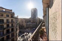 REFURBISHED MODERNIST FLAT IN EIXAMPLE DRETA, Barcelona 08007