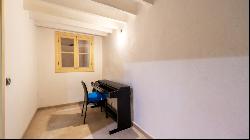 Wonderful ground floor apartment in the old town., Palma de Mallorca 07012