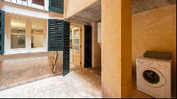 Wonderful ground floor apartment in the old town., Palma de Mallorca 07012