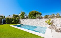 Fully renovated townhouse with private pool located a short walk, Marbella 29670