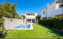 Fully renovated townhouse with private pool located a short walk, Marbella 29670