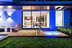 2288 Sunset Dr, Miami Beach FL 33140