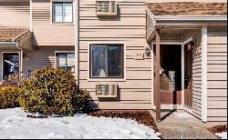 371 Emmett Street APT 27, Bristol CT 06010