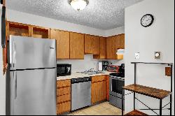 371 Emmett Street APT 27, Bristol CT 06010