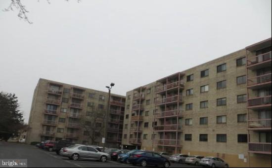 130 Slade Avenue Unit 301, Pikesville MD 21208