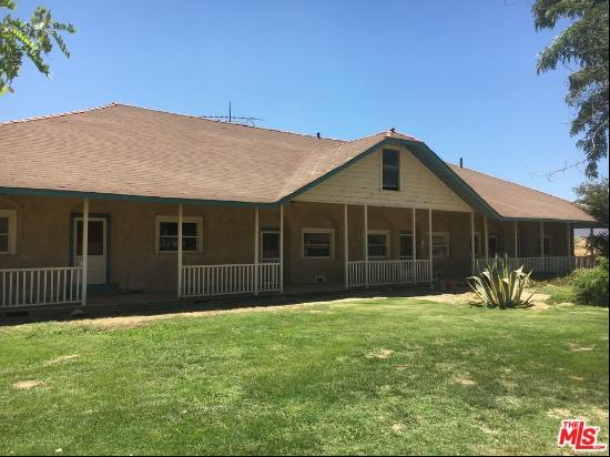 166 Russell Ranch Highway, New Cuyama CA 93254