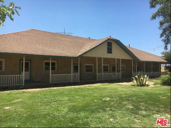 166 Russell Ranch Highway, New Cuyama CA 93254