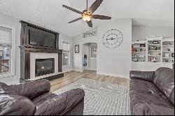 8611 W Candlewood Ct, Wichita KS 67205