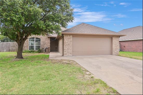 915 Orchid St, College Station TX 77845