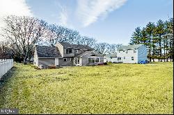 370 Emerald Drive, Yardley PA 19067