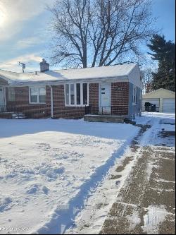 23038 Raymond Street, Saint Clair Shores MI 48081