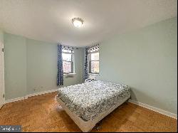 2601 Pennsylvania Avenue Unit 304, Philadelphia PA 19130