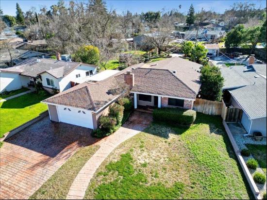 6912 Lincoln Oaks Drive, Fair Oaks CA 95628