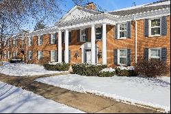 520 Devonshire Lane #16, Crystal Lake IL 60014