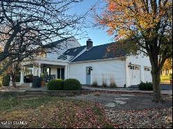 200 Meadowview Drive, Selinsgrove PA 17870