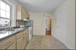 14 Oakridge Place Unit 2nd Floor, Eastchester NY 10709