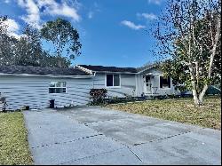 209 Ann Avenue, Dundee FL 33838