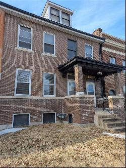 2203 McCausland Avenue, St Louis MO 63143