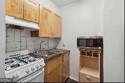 2101 Chestnut Unit 210, Philadelphia PA 19103