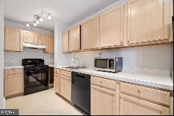 2601 Pennsylvania Avenue Unit 352, Philadelphia PA 19130