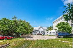 901 Eisenhower Drive, Key West FL 33040