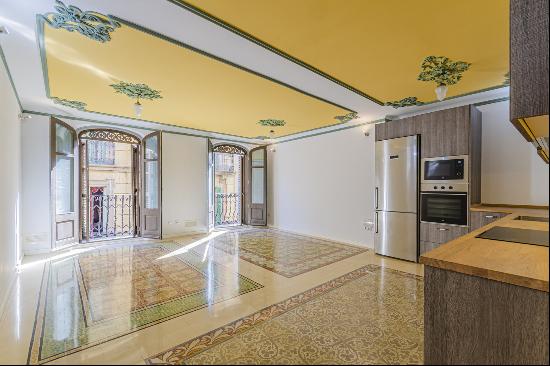 Incredible refurbished modernist property in the heart of Barcelona