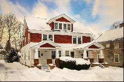 Spacious Duplex and Garage