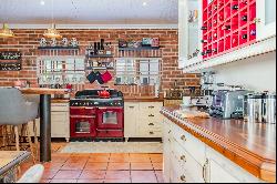 Immaculate Victorian Home in the Heart of Paarl