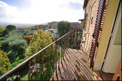 Murlo, B&B and home, let your imagination run wild in the hills of Siena