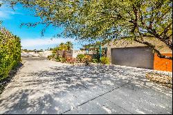 Palm Springs Paradise – Designer Home with Pool, Bocce, and Pickleball Court!